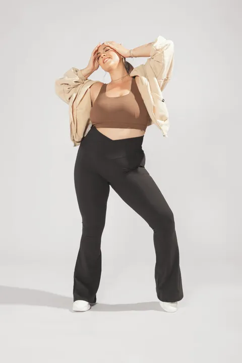 POPFLEX Crisscross Hourglass® Flared Legging With Pockets (Soft Touch) - Black 27"