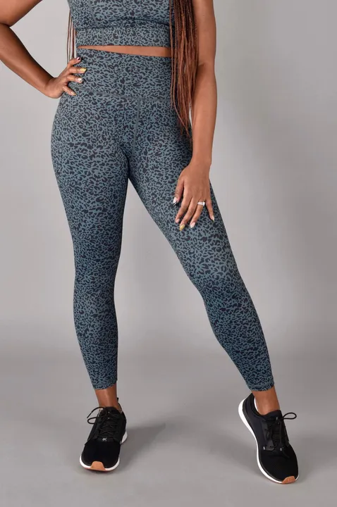 WearLoveMore Ultra High Rise Recycled Luxe 7/8 Legging