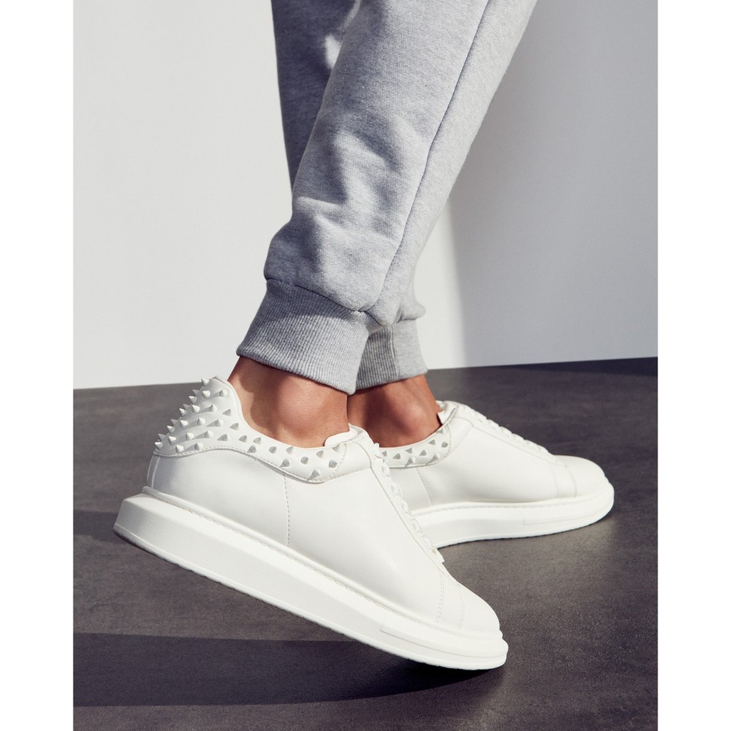 【メンズ・かっこよく】Steve Madden FROSTING スニーカー Amazon.com | Steve Madden Men's Frosting Sneaker, White, 7