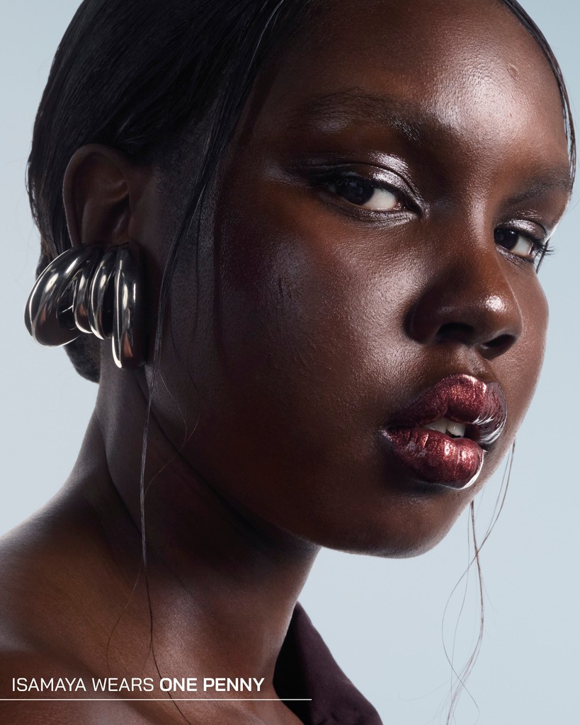 イサマヤビューティ　メタルリップバーム　One Penny Metal Lip Balm – Isamaya EU