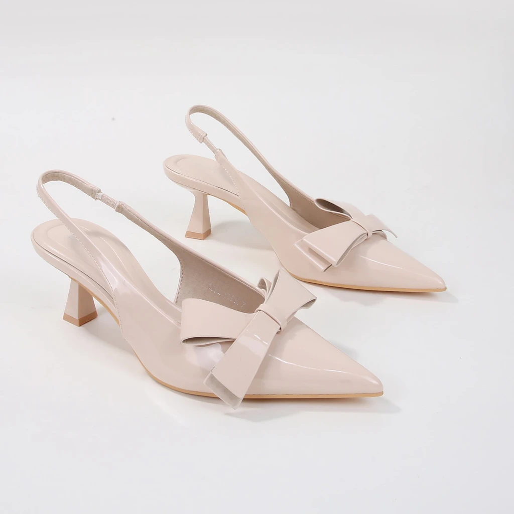 Berness Calliope Patent Slingback Kitten Heels