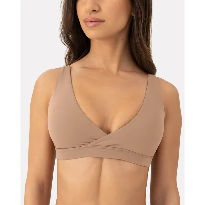 Pavoi Athleisure Plunge Low-Support Sports Bra
