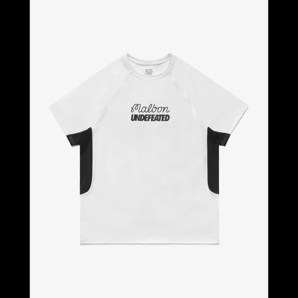 【UNDEFEATED】MALBON X UNDEFEATED PERFORMANCE BREATHABLE TEE MALBON X UNDEFEATED PERFORMANCE BREATHABLE TEE – Undefeated
