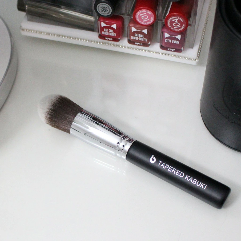 Beauty Junkees Tapered Kabuki Makeup Brush