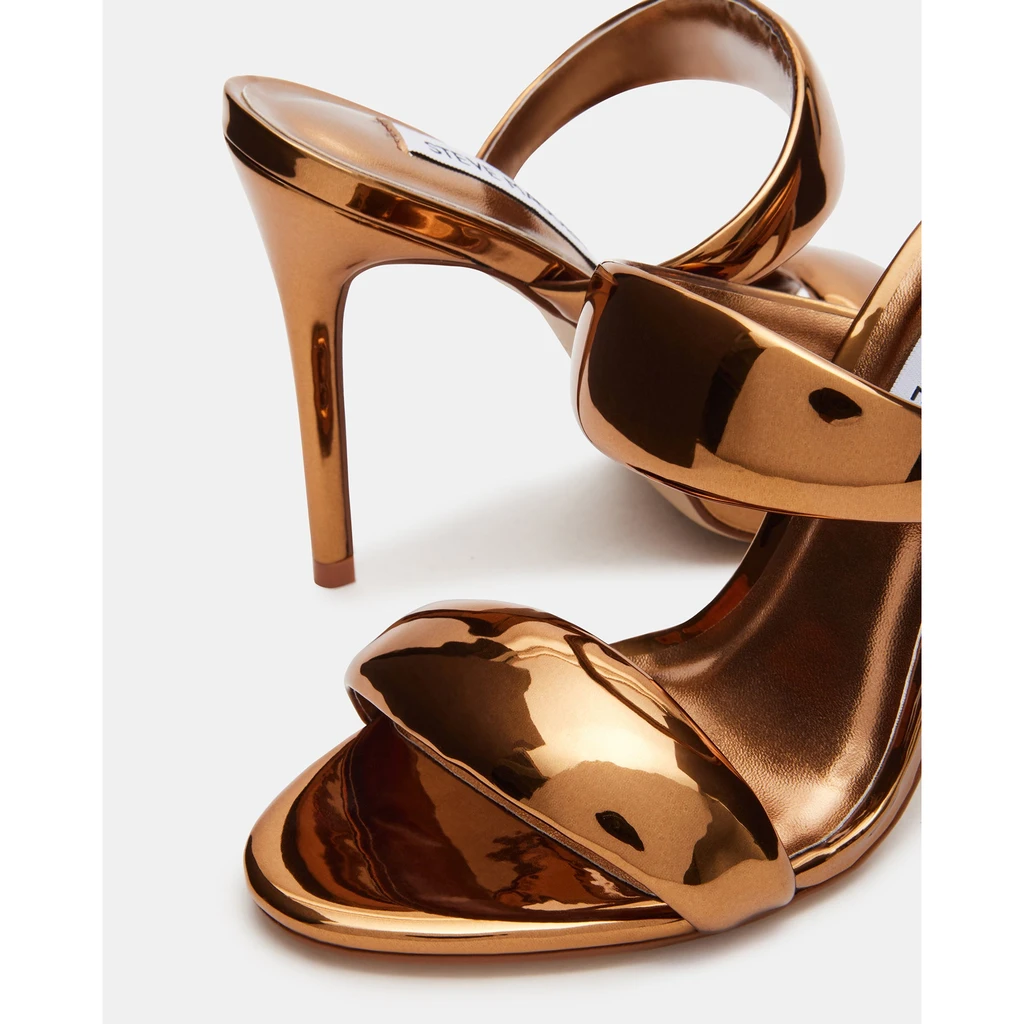 Steve Madden Saturn