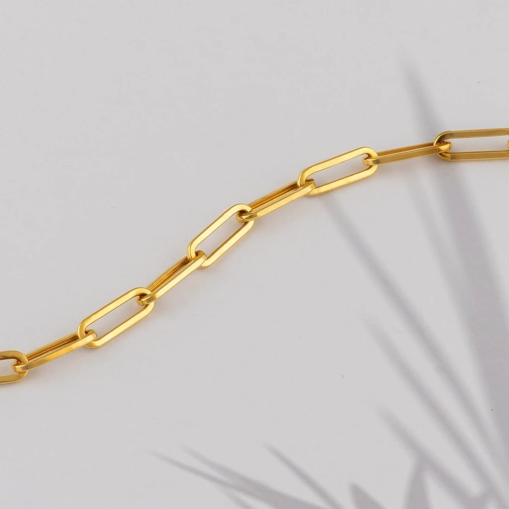 JCarat 14k Solid Gold Paperclip Bracelet