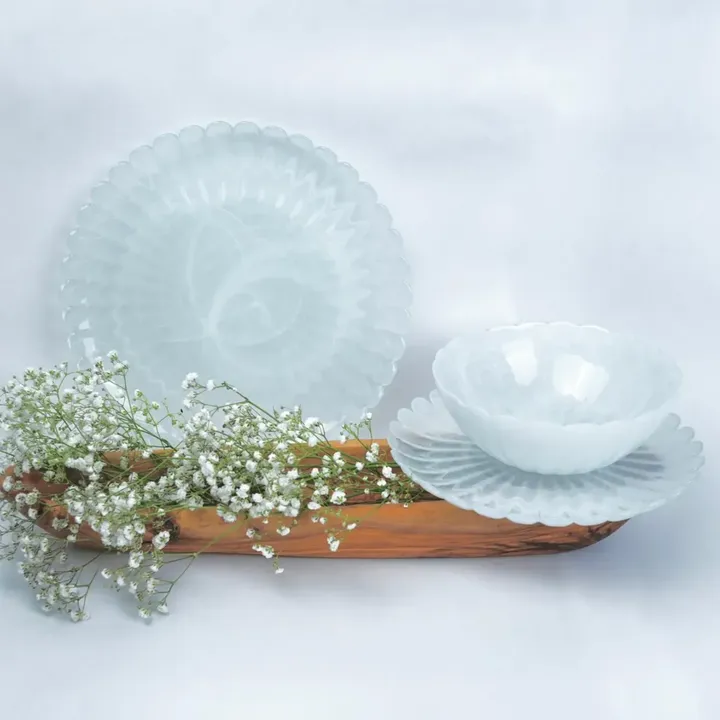 Lainy Home Azure Alabaster Dinnerware Pack Of 4
