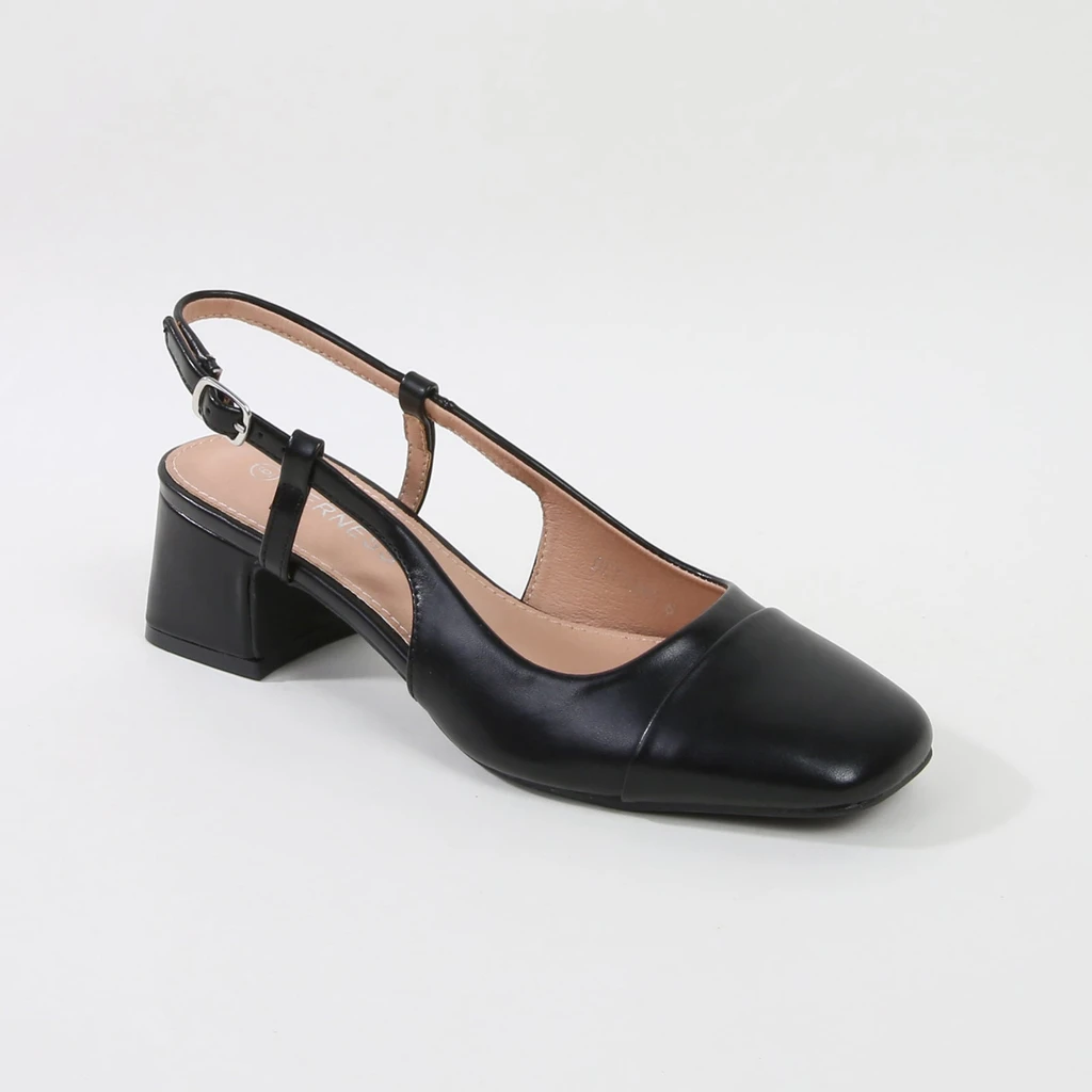 Berness Bethany Classic Leather Slingback Block Heels