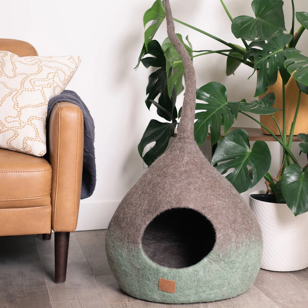 Fuzzy Cove Fade Design | Round Style Cave