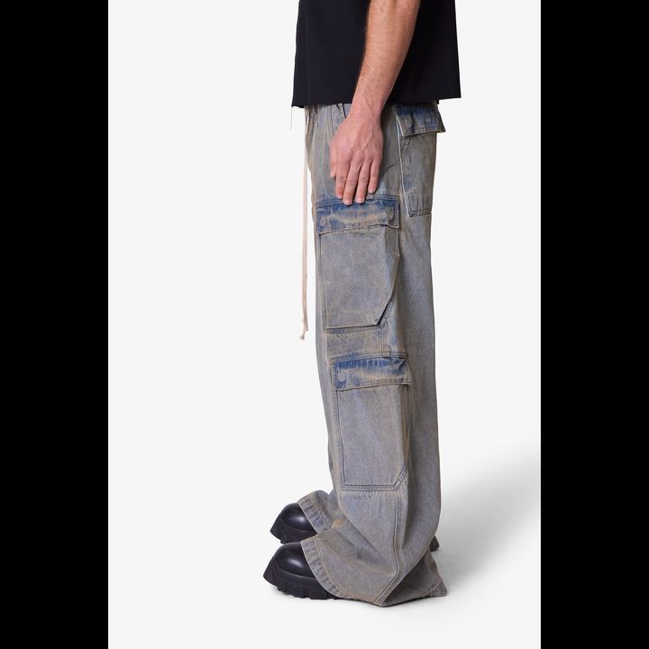 MNML ASTRO RAVE ダブル カーゴ デニム ジーンズ Vintage Blue Baggy Rave Denim - Light Blue | mnml | shop now