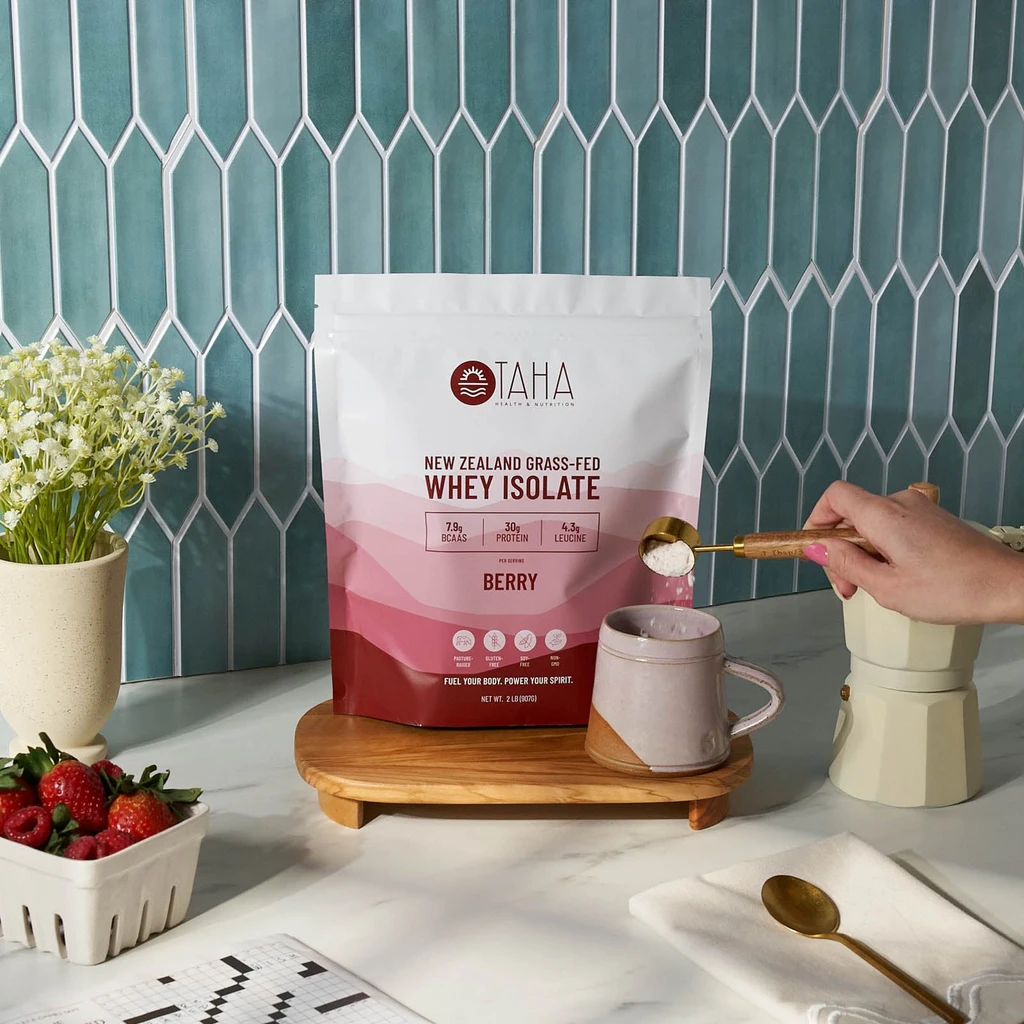 TAHA Health & Nutrition TAHA Health & Nutrition Berry Whey Protein Isolate Powder, 30g Protein, 7.9g BCAAs, 4.3g Leucine | New Zealand Free-Range, Grass-Fed Dairy | Gluten-Free, Keto, Kosher | 2LB, ~24 Servings
