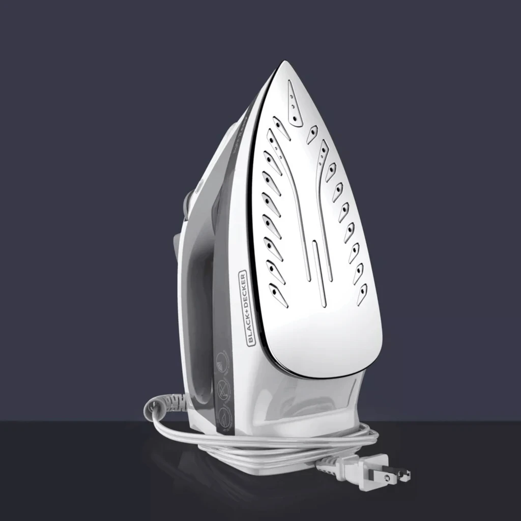 Black & Decker Light N Easy Auto-Shutoff Iron With Stainless Soleplate