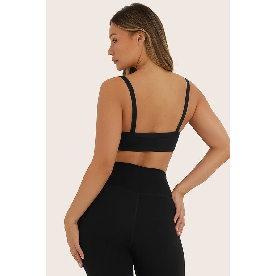 Set Active Sporty Scoop Bra