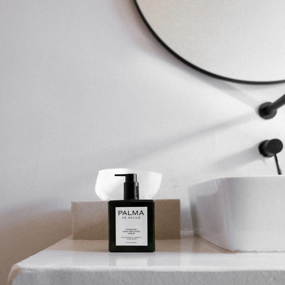Palma de Salus Hydrating Hand Sanitizing Serum