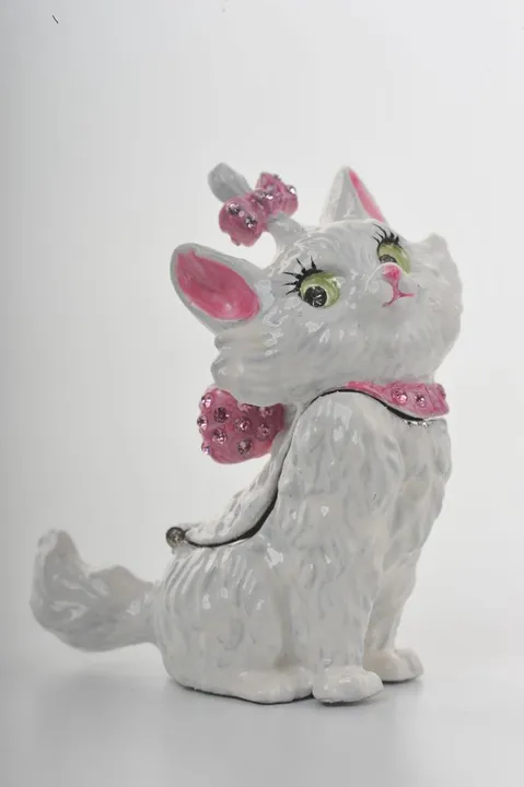 Furr Baby Gifts White and Pink Cat 