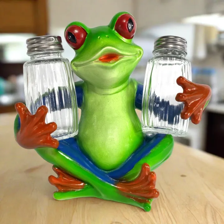 Rivers Edge Products Salt and Pepper Shakers