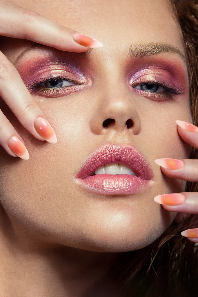 Bonmuz Coral Sunset - Soft & Durable Press-On Nails