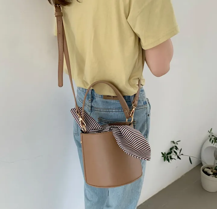 Onetify Bucket Bag with Striped Inner