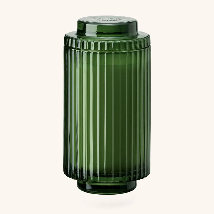 La Jolie Muse Amélie – Pomegranate & Pine Candle
