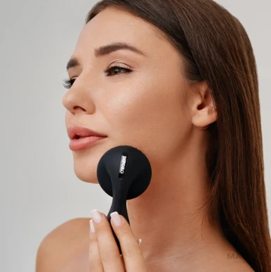 Besteria Silicone Cleansing Brush for Face
