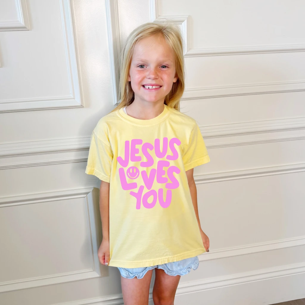 Poppy Pine Smiley Jesus Loves You Puff Youth Tee