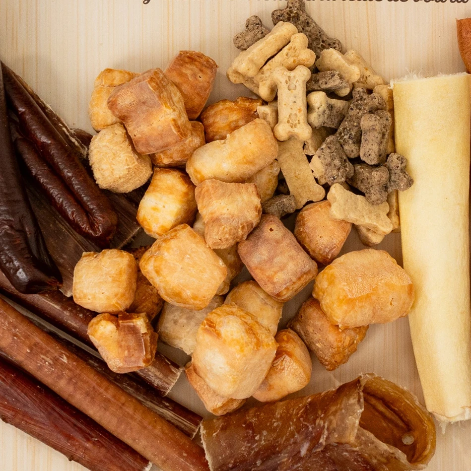 American Pet Supplies Bark-Uterie Board – Charcuterie-Inspired Natural Dog Treats Selection