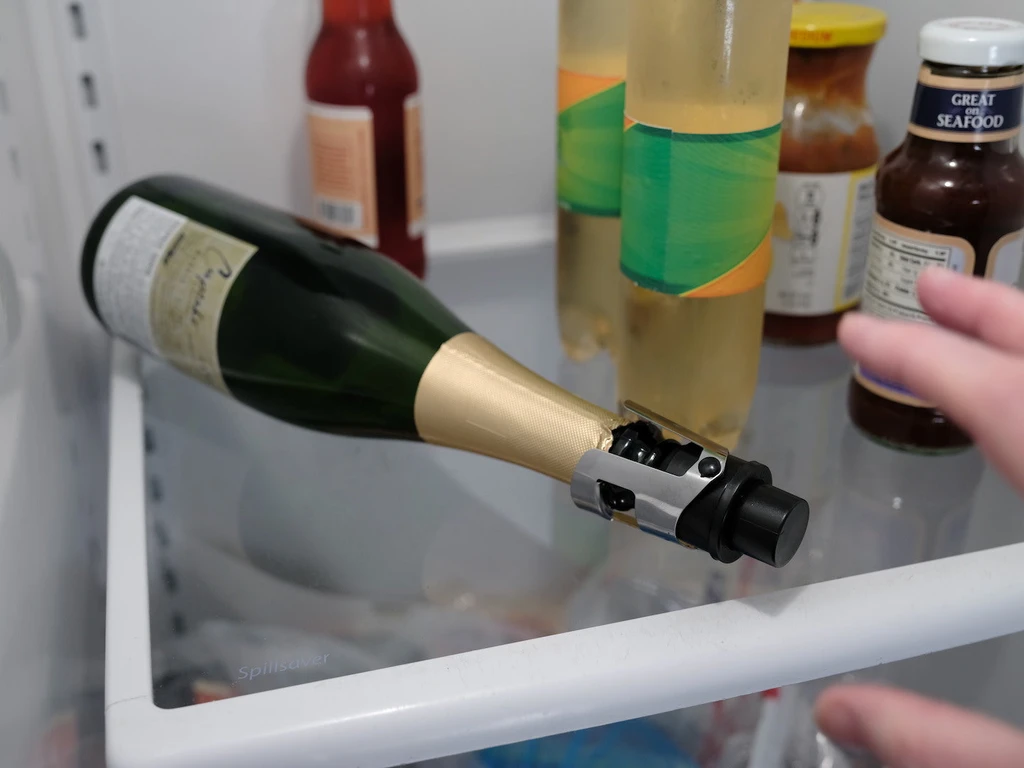 Jokari Champagne Saver™ - Sparkling Wine Saver