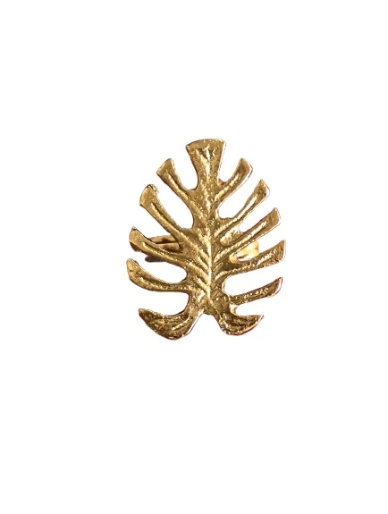 Casa Amarosa Leaf Metal Napkin Ring