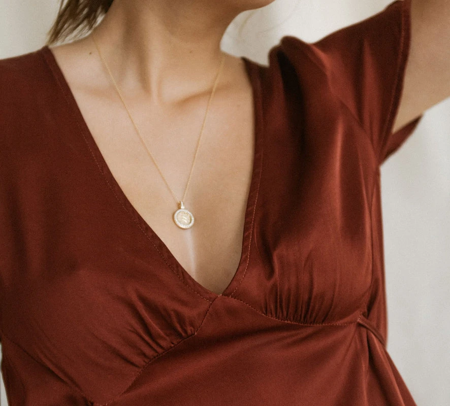Noémie Zodiac Diamond Pendant Necklaces - 18K Gold | VS Clarity