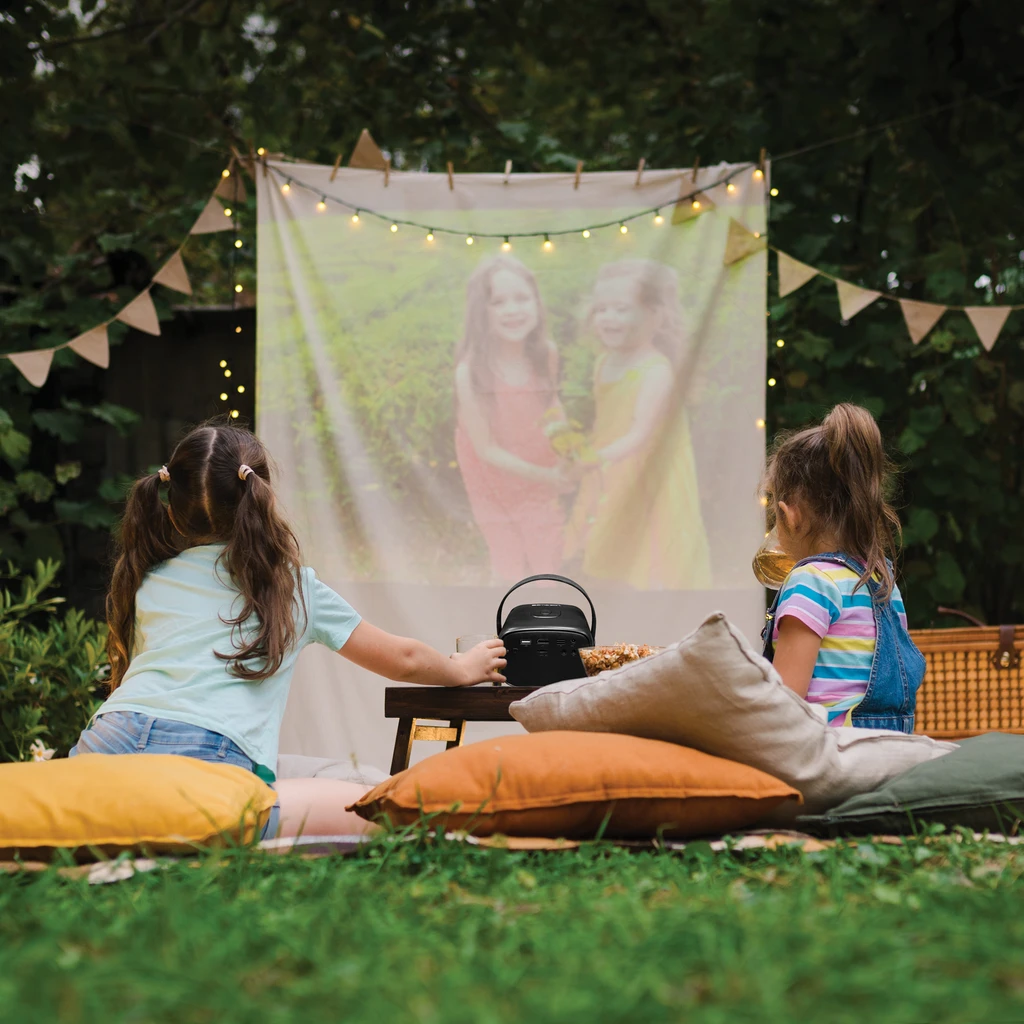 Emerson Audio Portable LCD Mini Projector