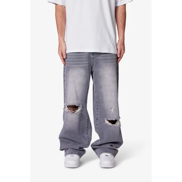 MNML Baggy Blowout Denim