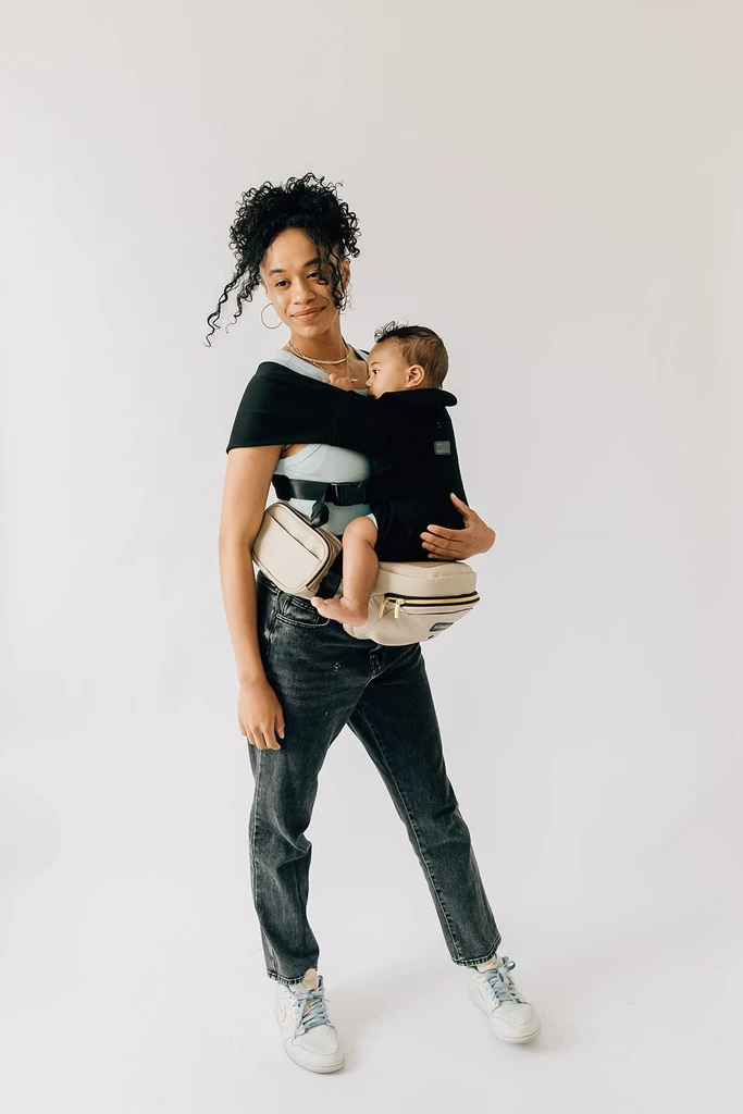 Tushbaby Hands-Free Carrier With Abstract Snug Attachment