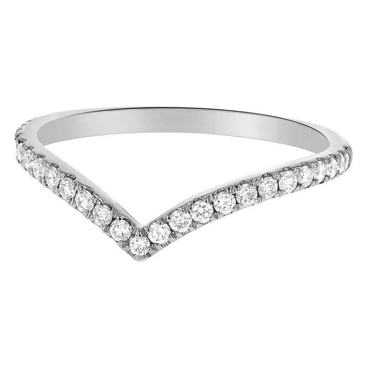 Noémie Chevron Diamond Ring - 18K Gold | VS Clarity