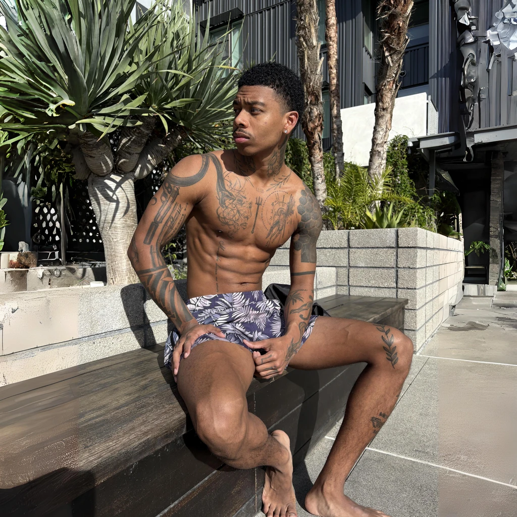 SHBA MOVEMENT 01 Concrete Jungle Hybrid Trunks