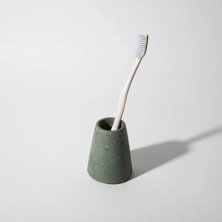 Pretti.Cool Toothbrush Holder