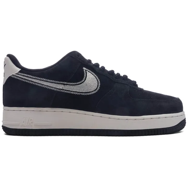 Wise Sneakers Nike Air Force 1 Low '07 LV8