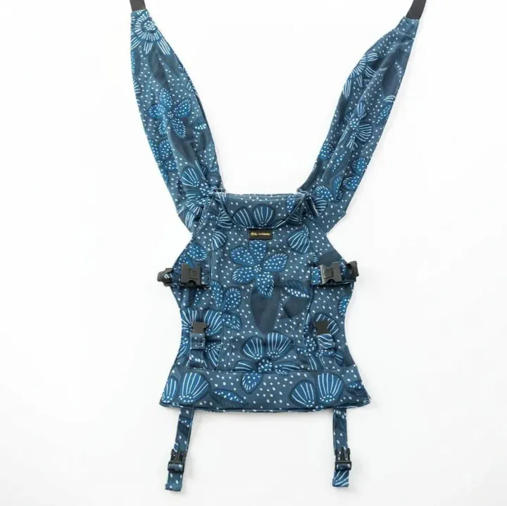 Tushbaby Hands-Free Carrier Set - Flowers Snug
