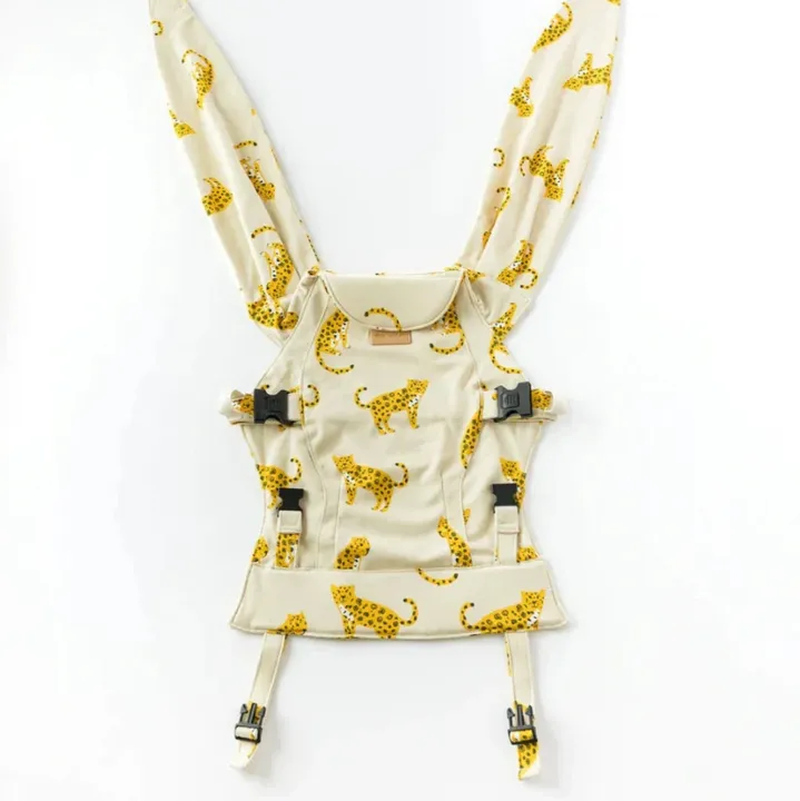 Tushbaby Hands-Free Carrier Set - Leopards Snug