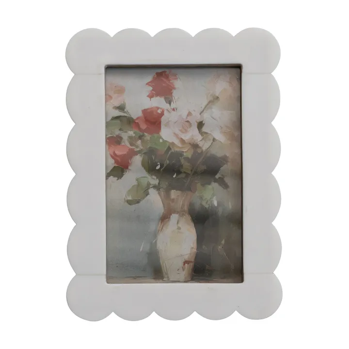 Storied Home Resin And Wood Scalloped Photo Fram