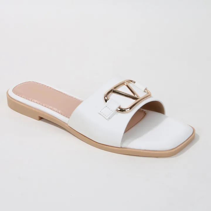 Berness Kimber Statement Buckle Accent Slide Sandals