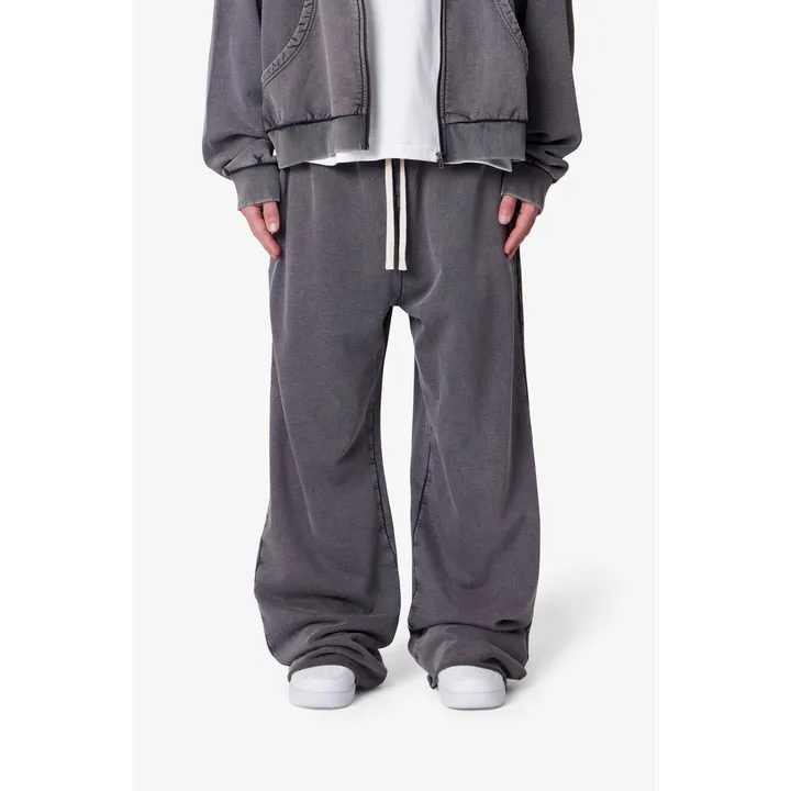 MNML Ultra Baggy Fleece Sweatpants