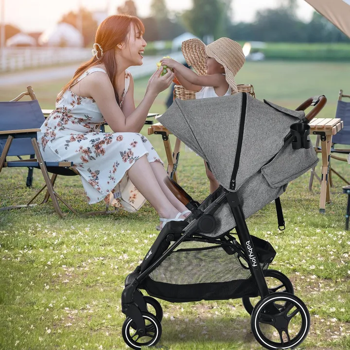 Gbruno Store 5-point Harness Lightweight Stroller With Foot Cover And Backrest