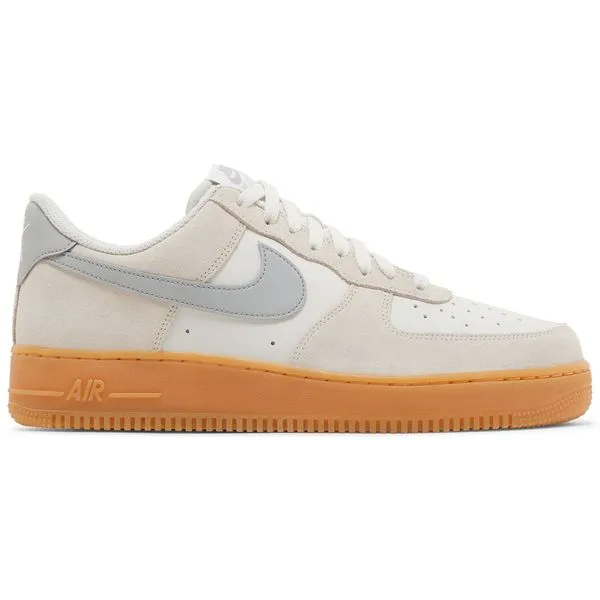 Wise Sneakers Nike Air Force 1 Low '07 LV8 Phantom Light Smoke Gum